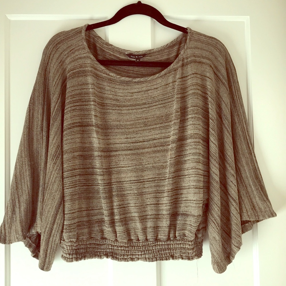 Max and Mia flouncy knit blouse
